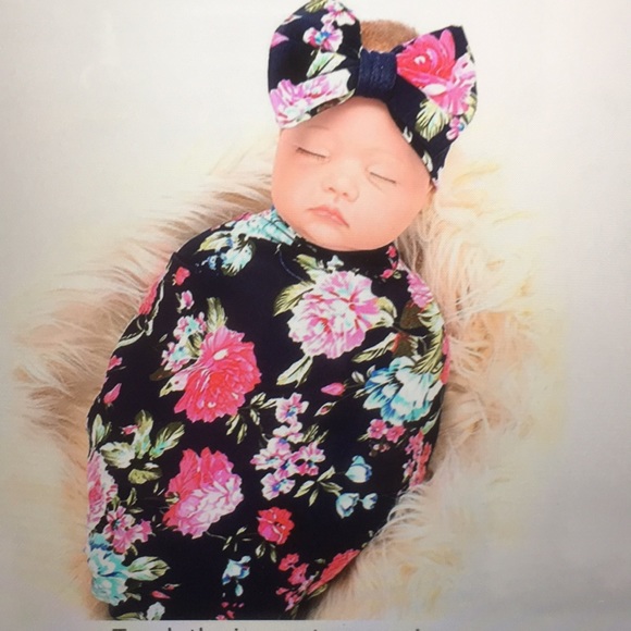 galabloomer Other - Milestone Baby Blanket & Galabloomer receiving set